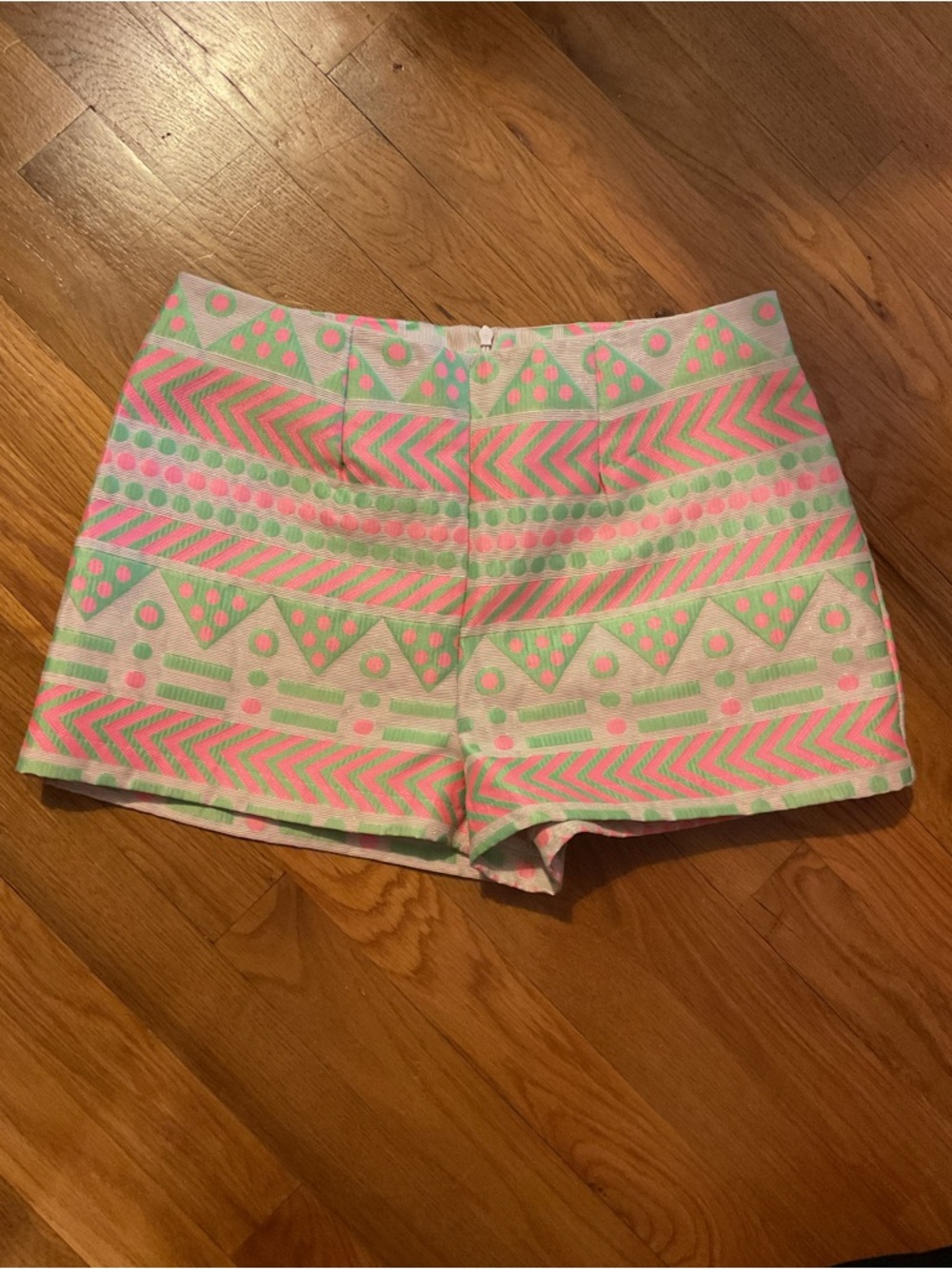 Harper Shorts - Size Small